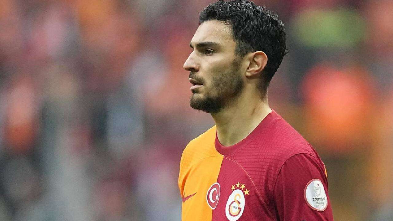 Galatasaray'da Okan Buruk'la ipler koptu: Çok sinirlendi, iki isim devre arasında gidiyor! 3